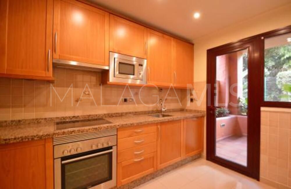 Altos de Puente Romano town house for sale