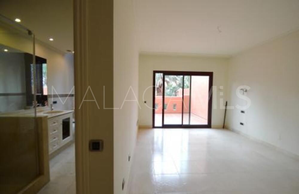 Altos de Puente Romano town house for sale