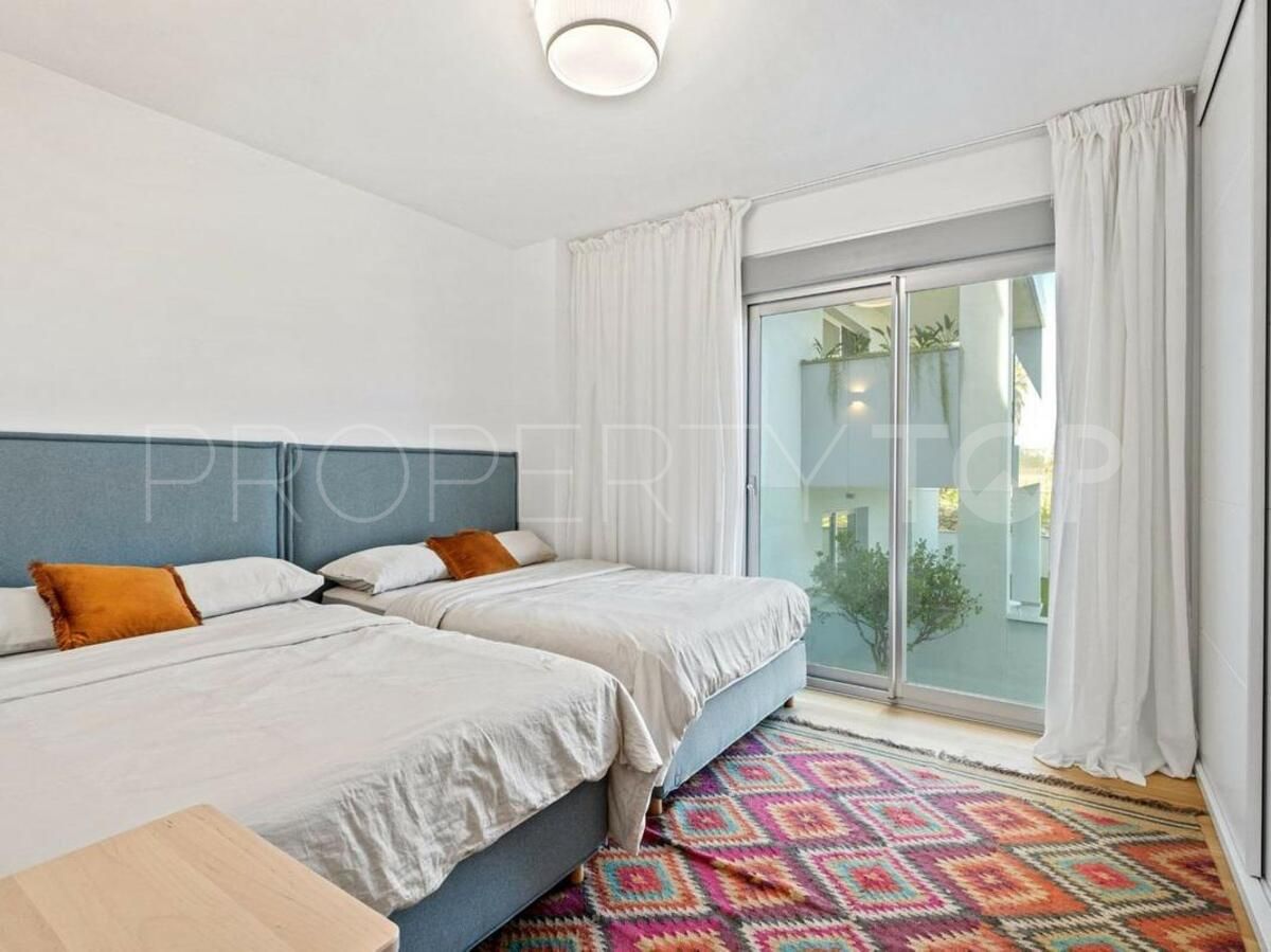 For sale apartment in El Faro de Calaburras
