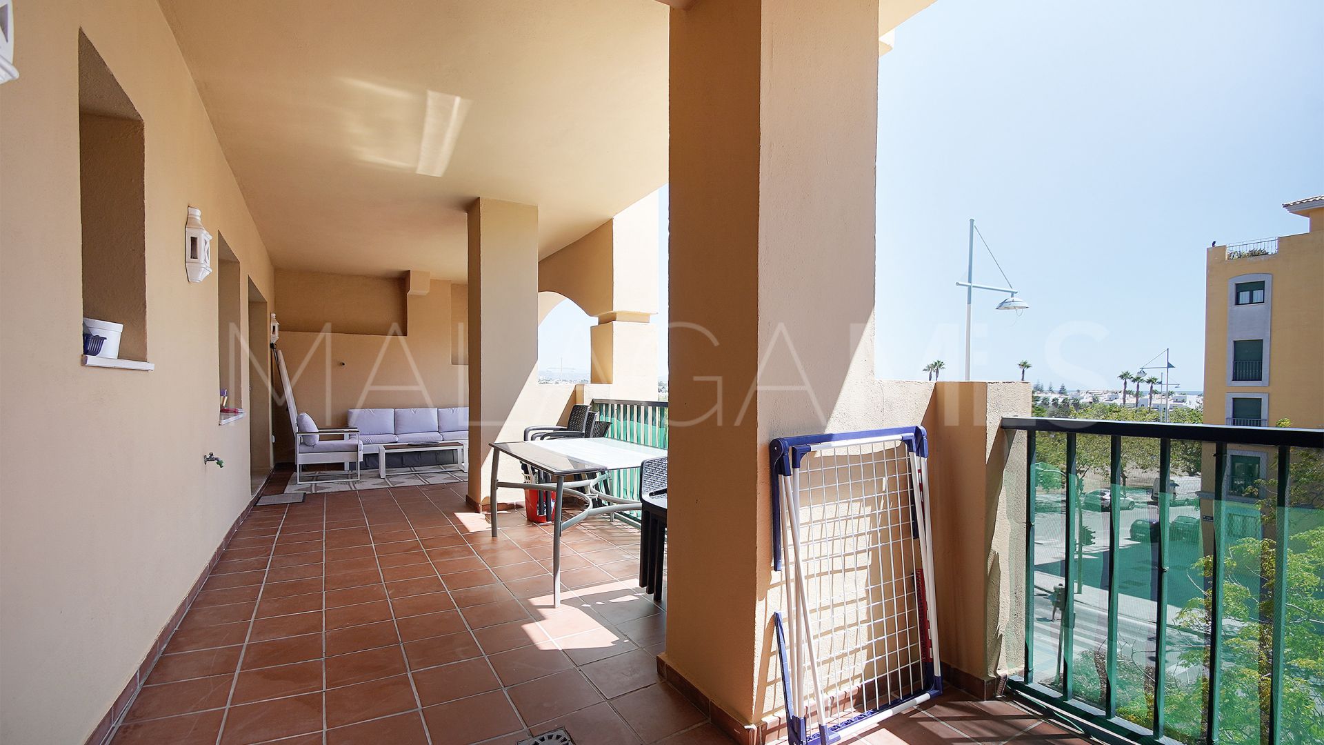 Buy apartamento in Los Naranjos with 3 bedrooms