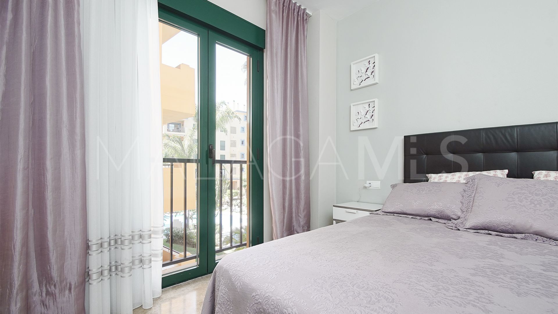 Buy apartamento in Los Naranjos with 3 bedrooms