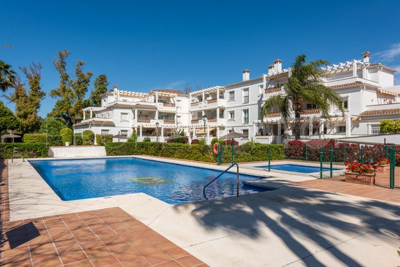 Se vende atico con 3 dormitorios en Marbella - Puerto Banus