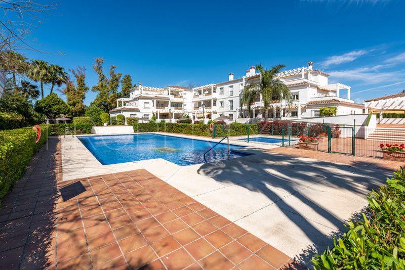 Se vende atico con 3 dormitorios en Marbella - Puerto Banus