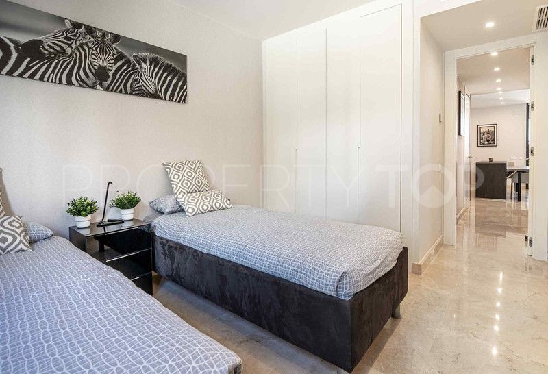 Apartamento planta baja en venta de 2 dormitorios en Cabopino