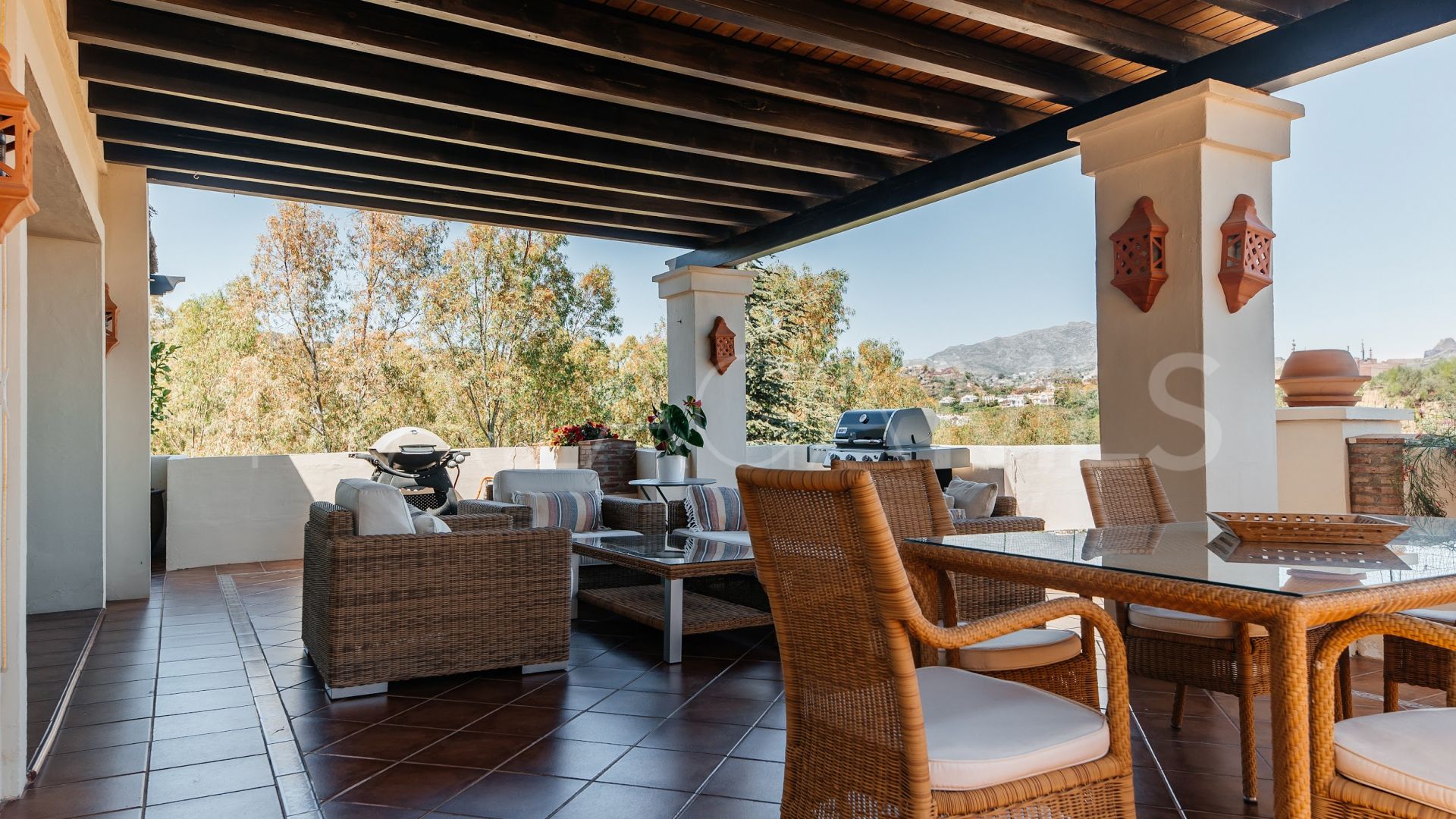 Los Capanes del Golf duplex penthouse for sale