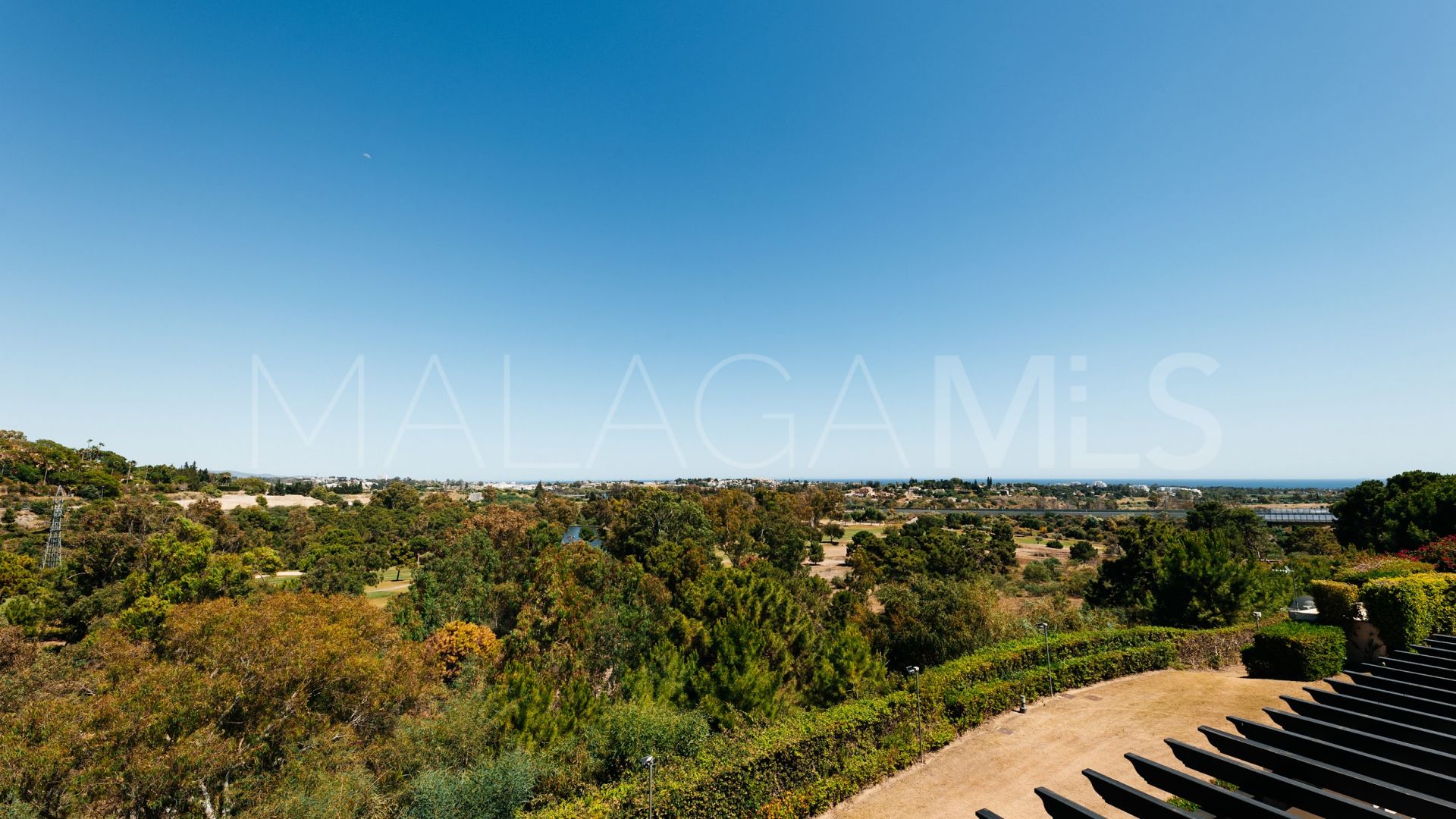 Los Capanes del Golf duplex penthouse for sale