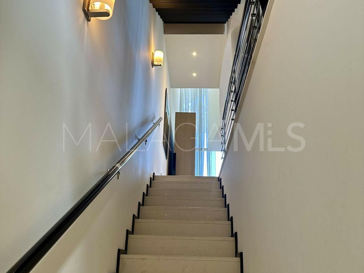 Buy town house in Meisho Hills