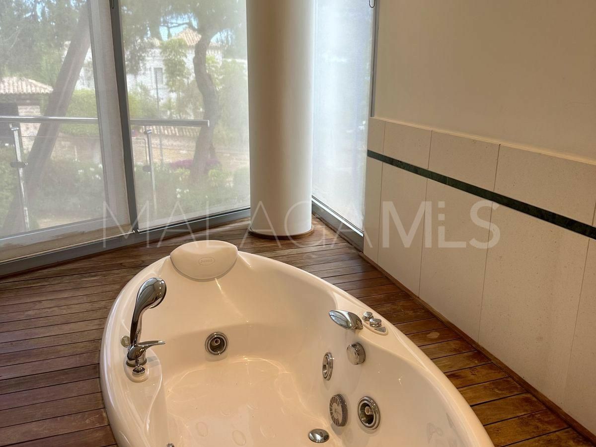 Buy town house in Meisho Hills