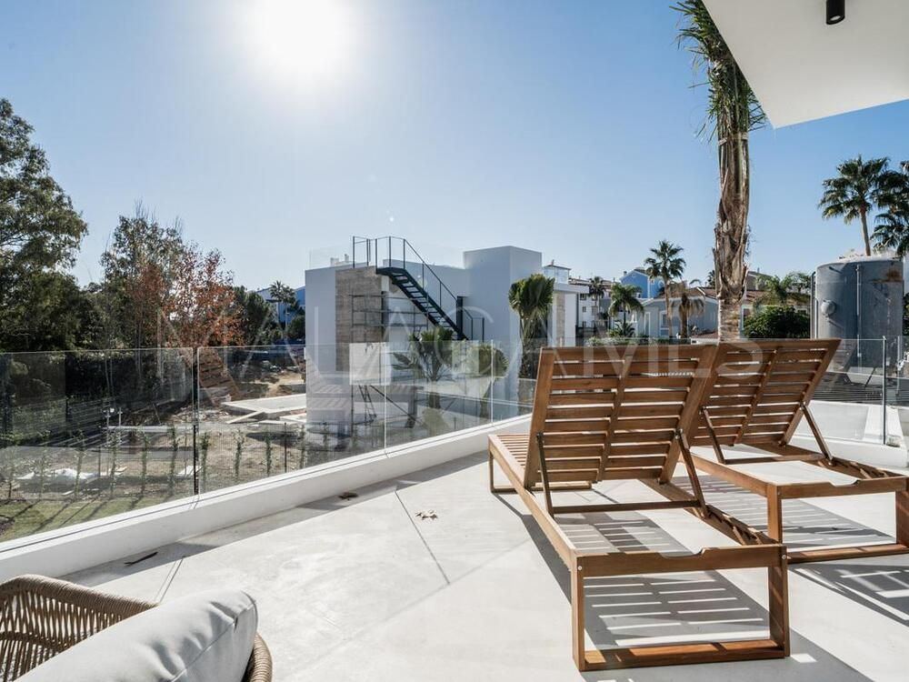 Villa for sale in El Campanario