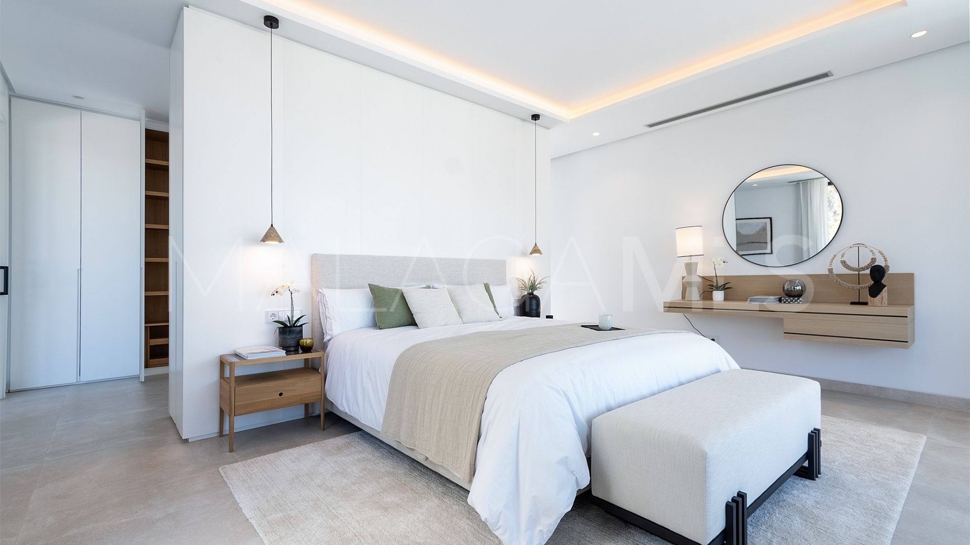 Villa for sale in Marbella Golden Mile