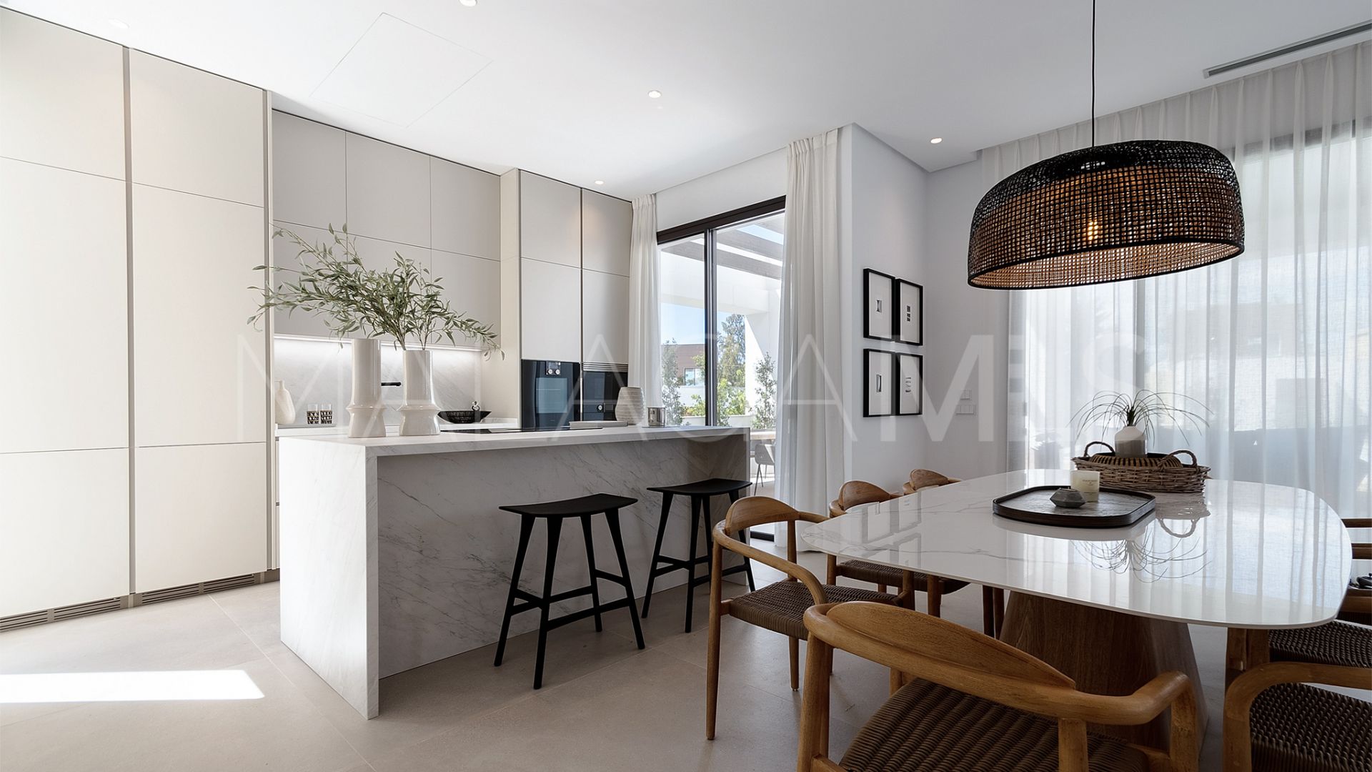 Villa for sale in Marbella Golden Mile