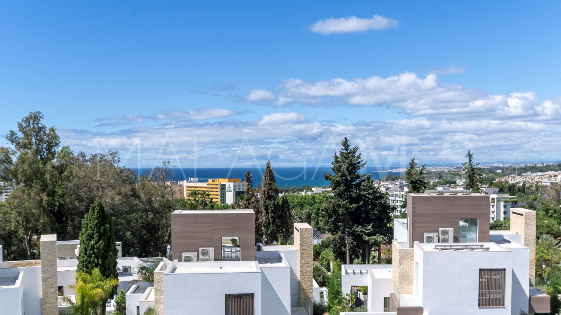 Villa for sale in Marbella Golden Mile