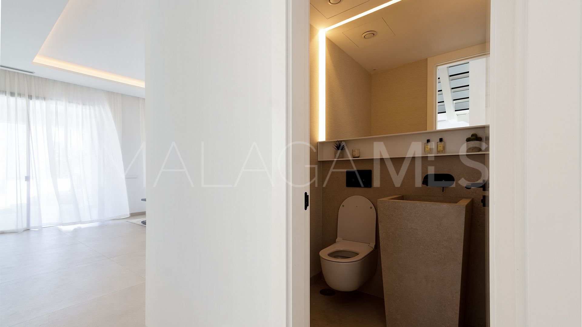 Villa for sale in Marbella Golden Mile