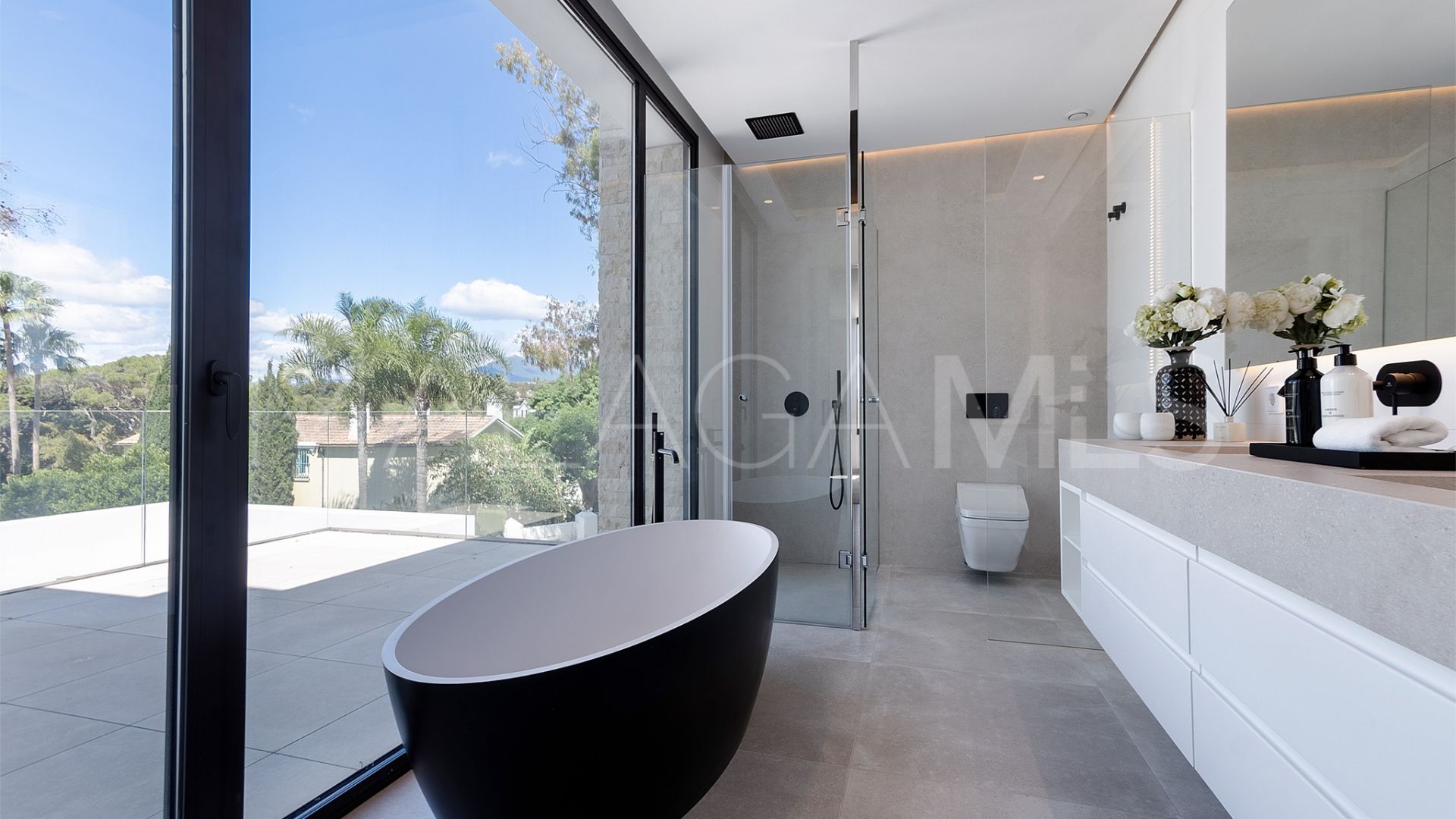 Villa for sale in Marbella Golden Mile