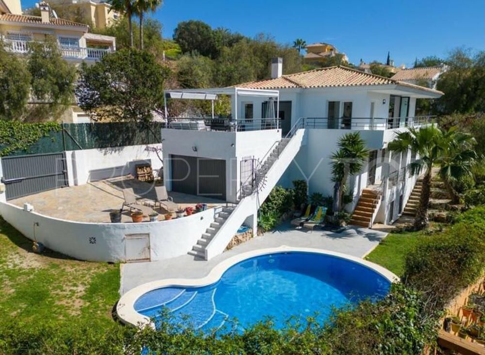Villa for sale in La Cala Hills with 5 bedrooms