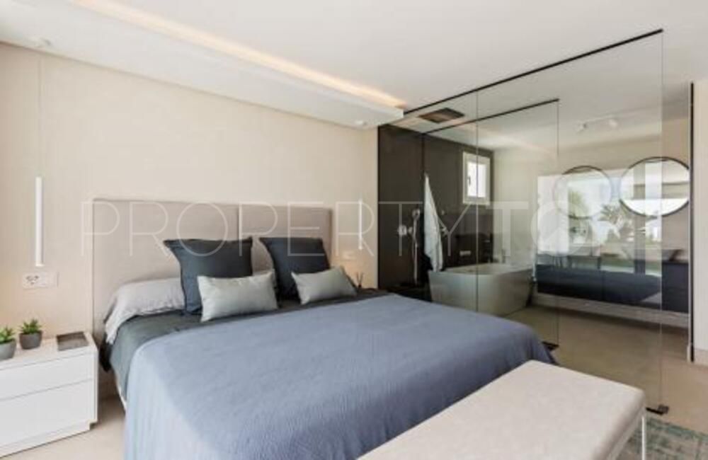 4 bedrooms villa in Arena Beach for sale