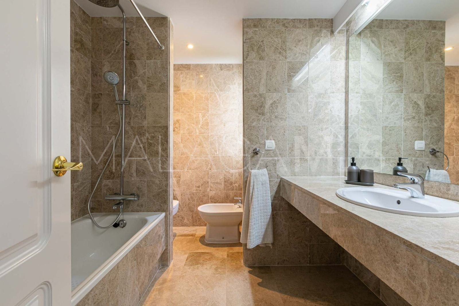 Wohnung for sale in Los Naranjos de Marbella