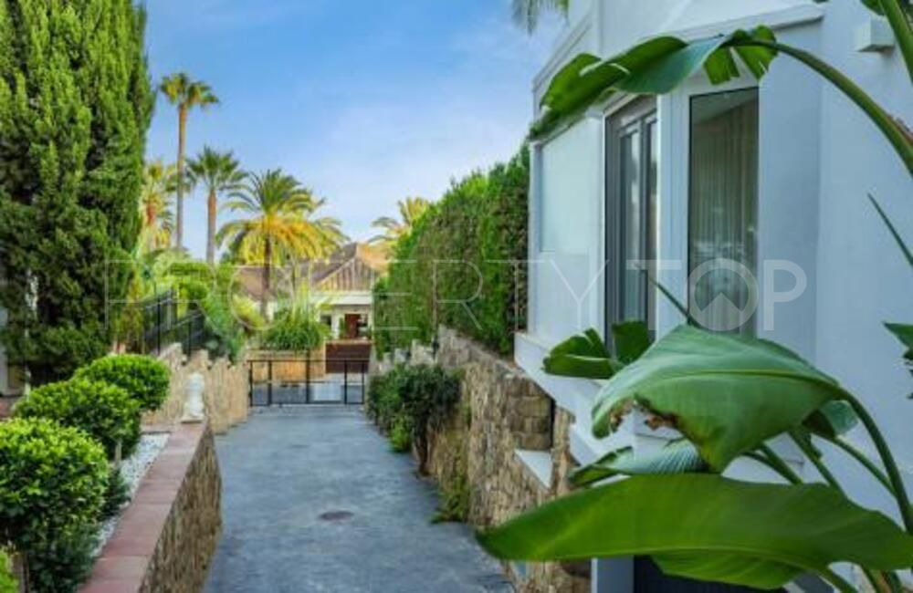 For sale villa in Balcones de Sierra Blanca with 5 bedrooms