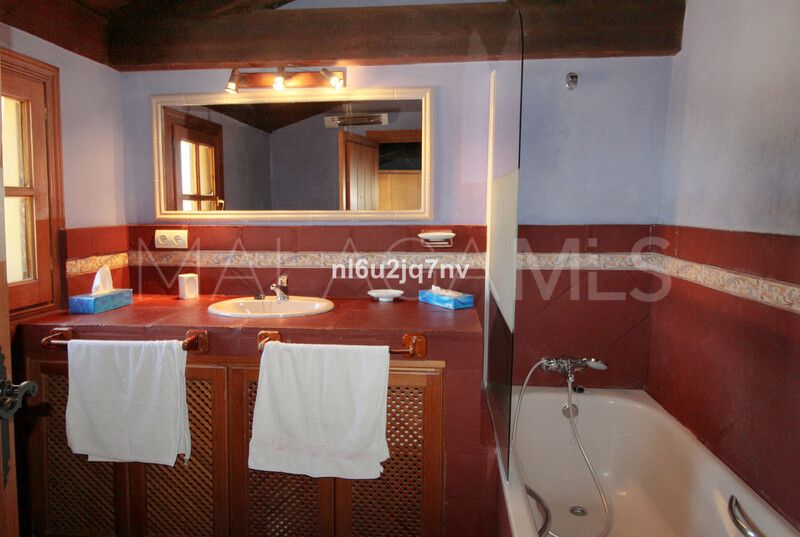 Villa for sale in New Golden Mile
