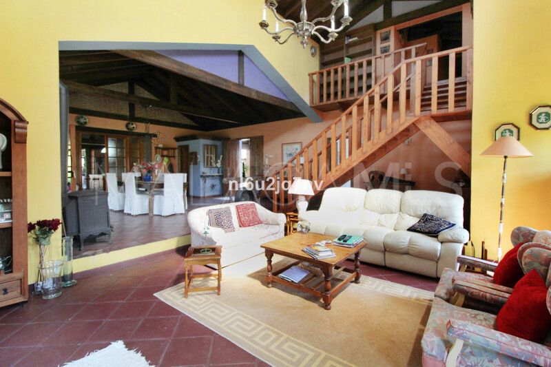 Villa for sale in New Golden Mile
