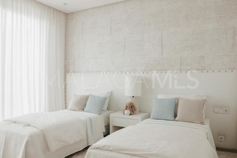 Buy apartamento de 3 bedrooms in Marbella Club Hills
