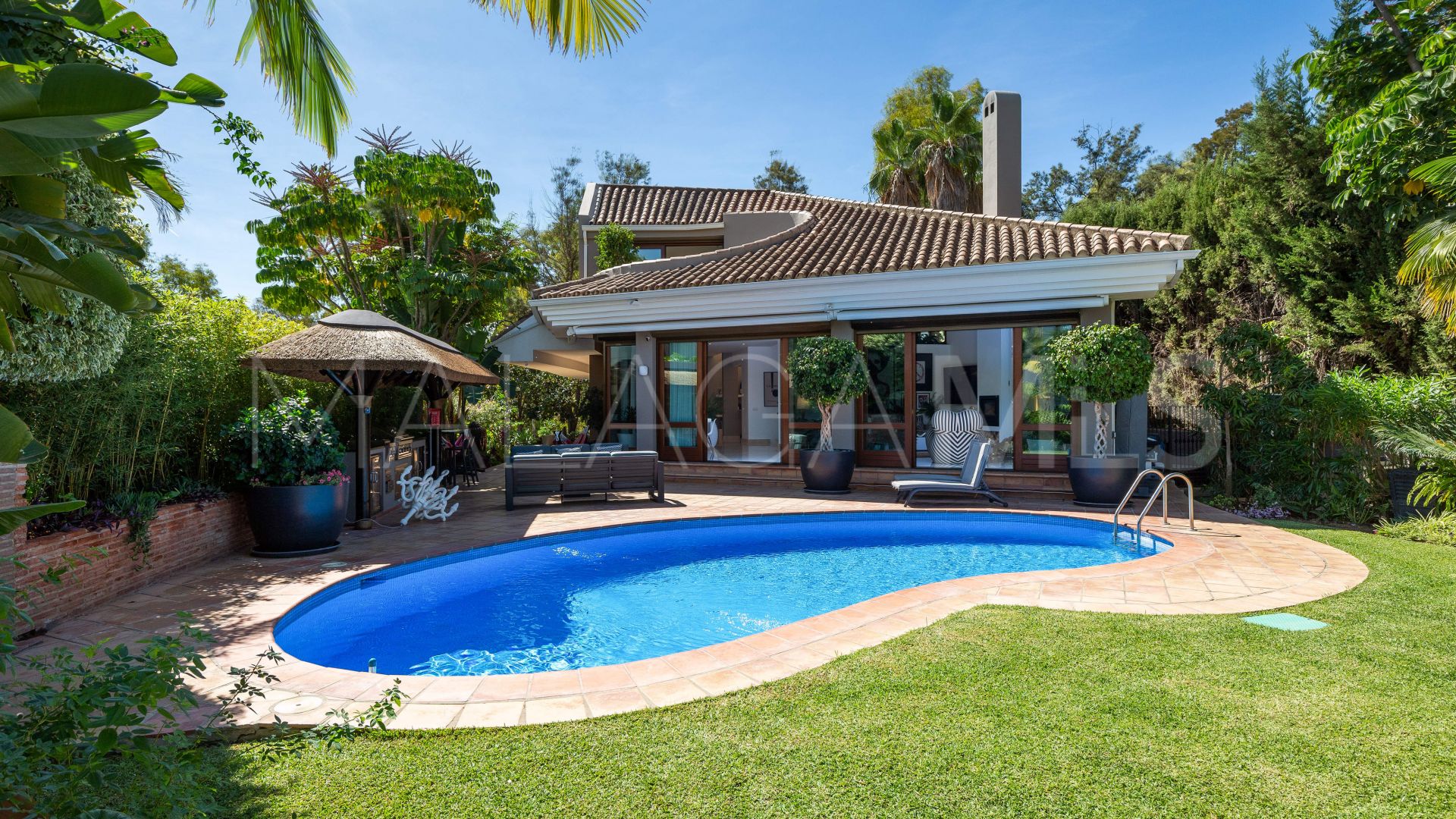 Villa de 4 bedrooms for sale in El Herrojo