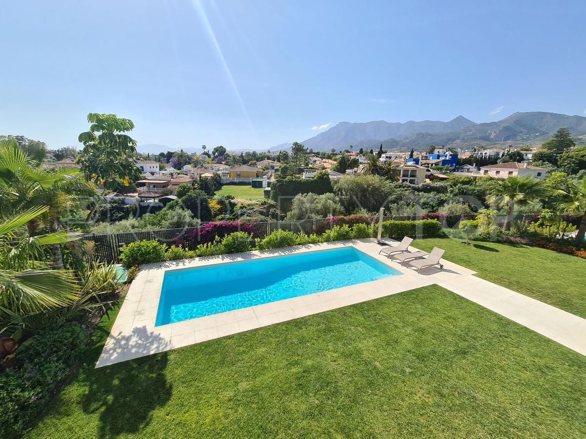 Comprar villa en La Finca de Marbella