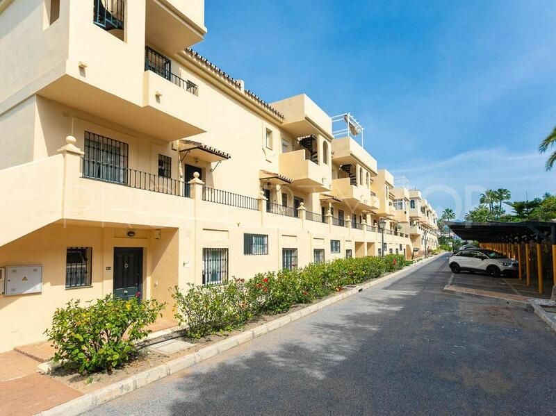 Se vende apartamento planta baja de 3 dormitorios en La Quinta Hills