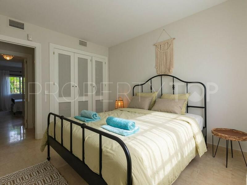 Se vende apartamento planta baja de 3 dormitorios en La Quinta Hills