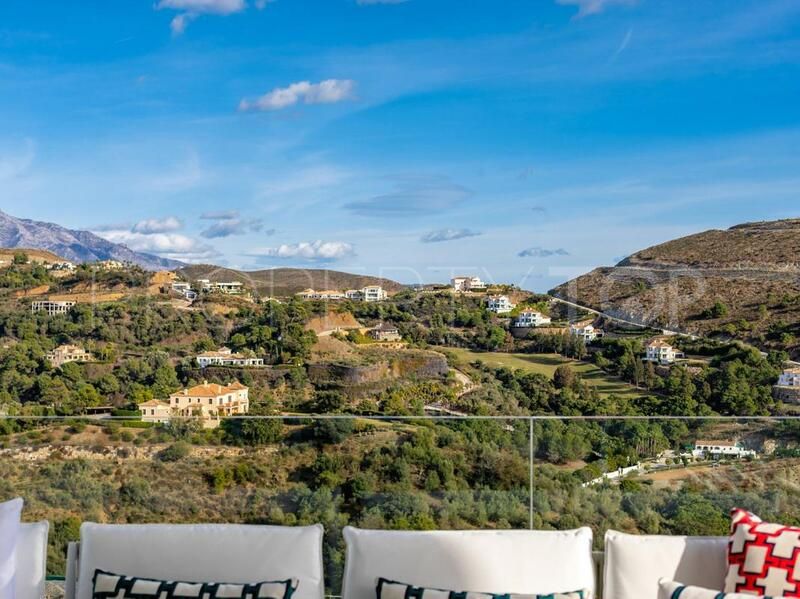 3 bedrooms ground floor apartment for sale in Marbella Club Hills