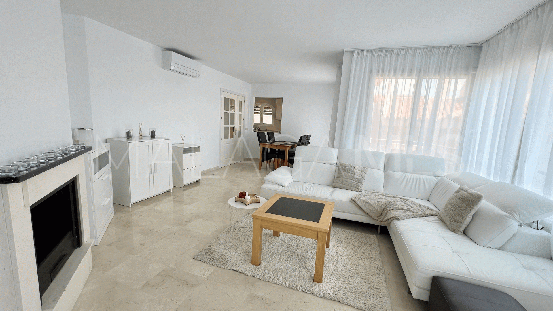 Einfamilienhaushälfte for sale in Riviera del Sol