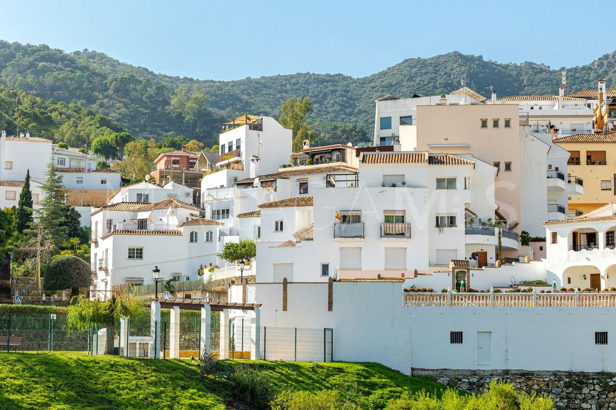 Bottenvåningslägenhet for sale in Benahavis