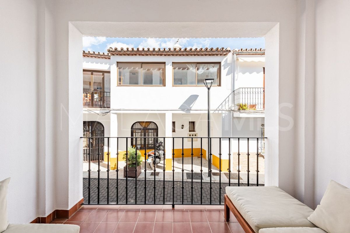 Se vende apartamento planta baja in Benahavis