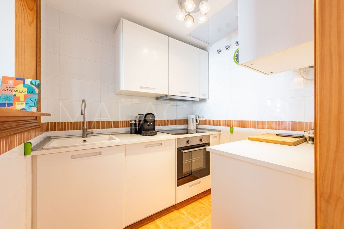 Se vende apartamento planta baja in Benahavis