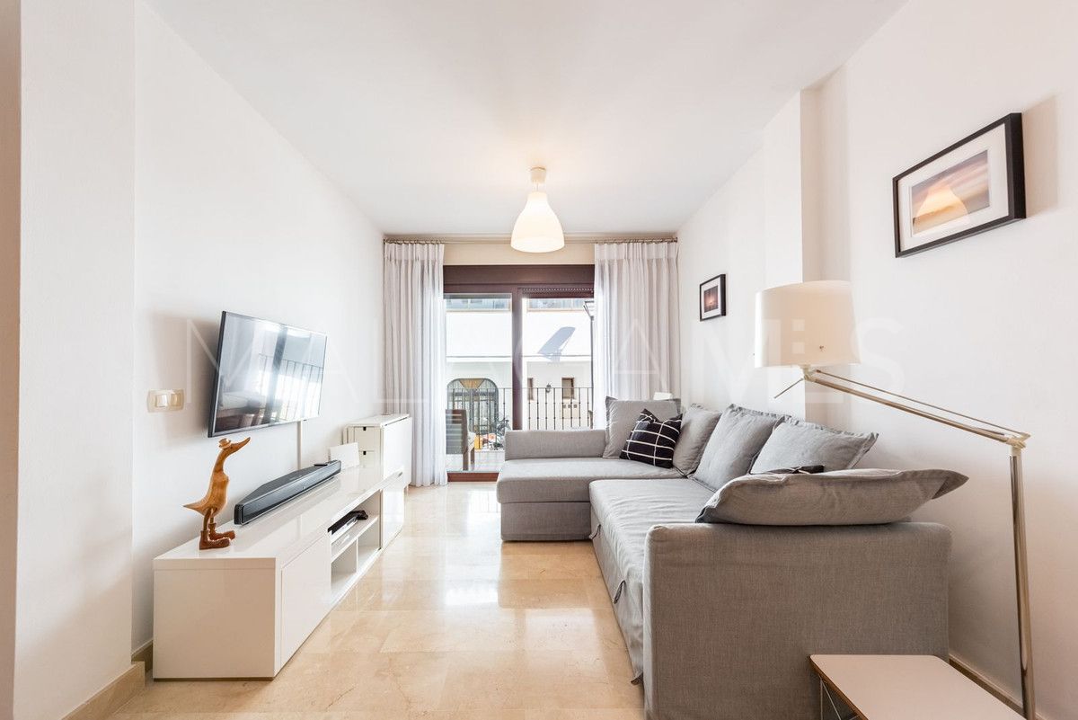 Se vende apartamento planta baja in Benahavis
