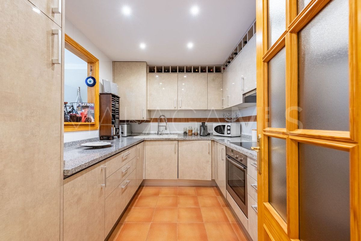 Apartamento for sale in Benahavis