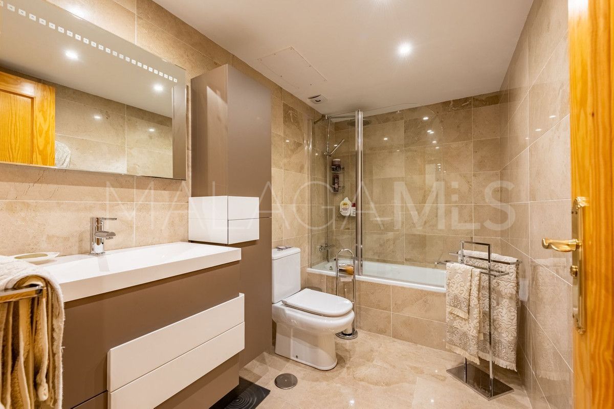 Apartamento for sale in Benahavis