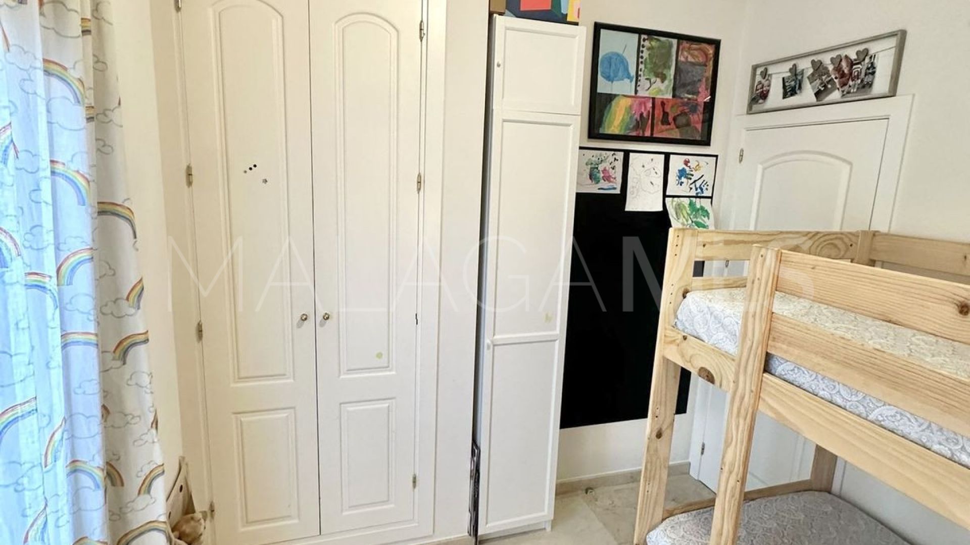 Apartamento with 2 bedrooms for sale in Benahavis