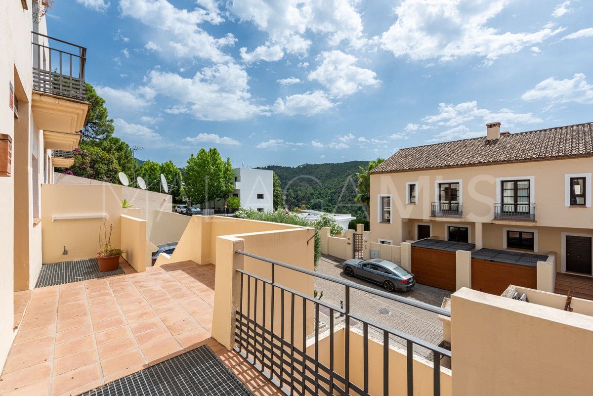 Adosado for sale with 3 bedrooms in Benahavis