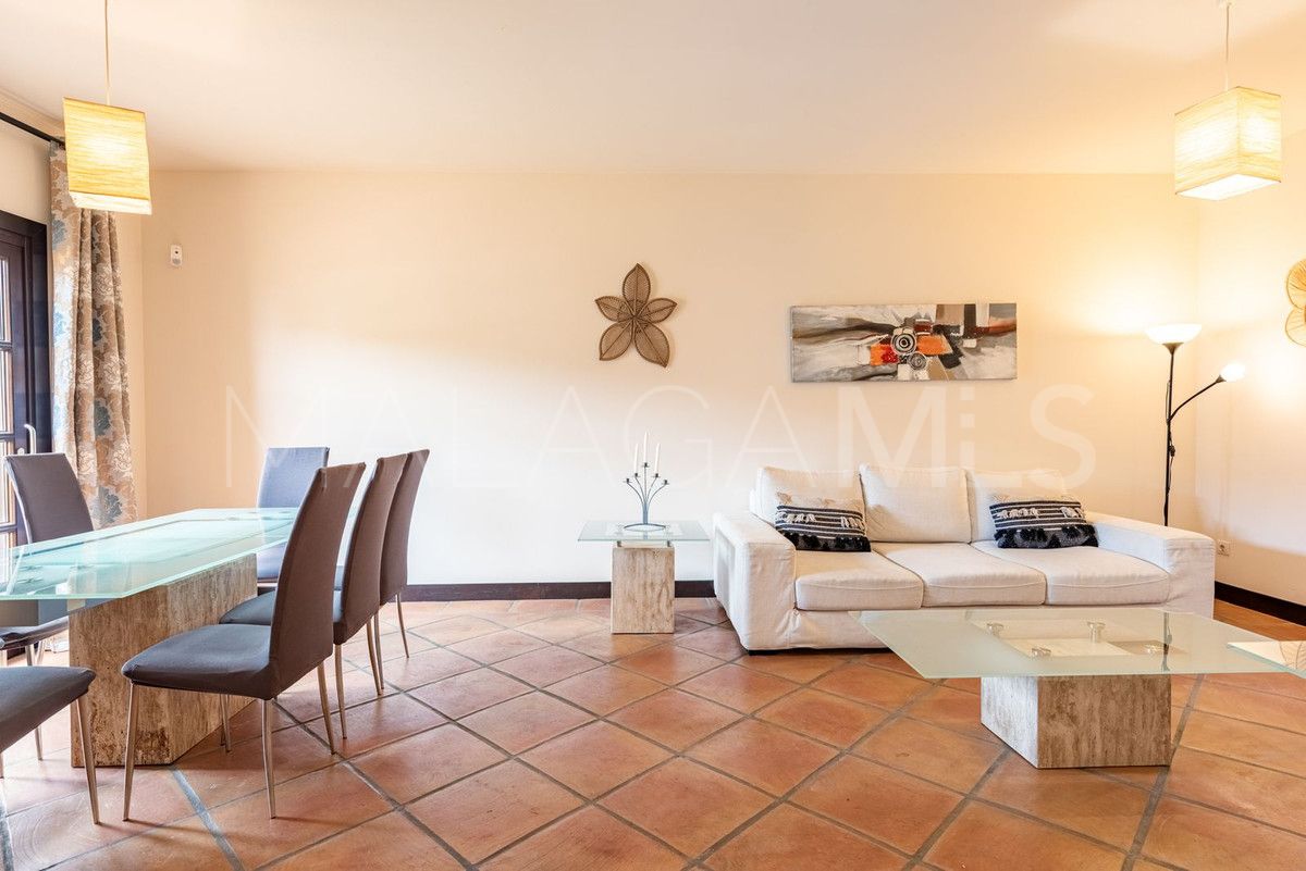 Adosado for sale with 3 bedrooms in Benahavis