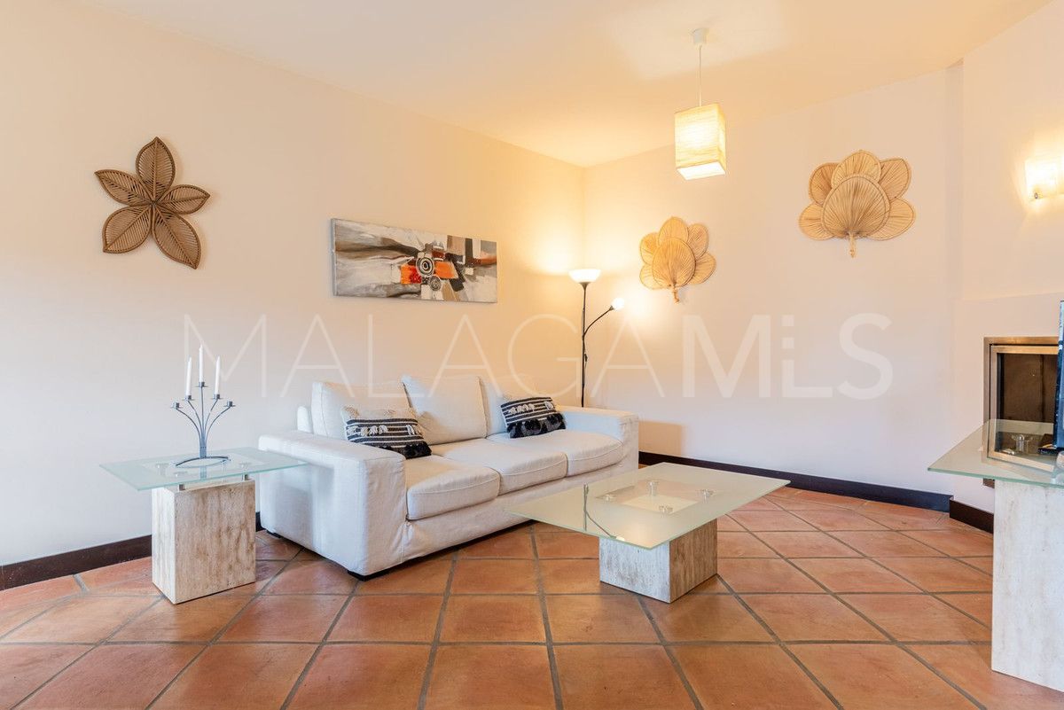 Adosado for sale with 3 bedrooms in Benahavis