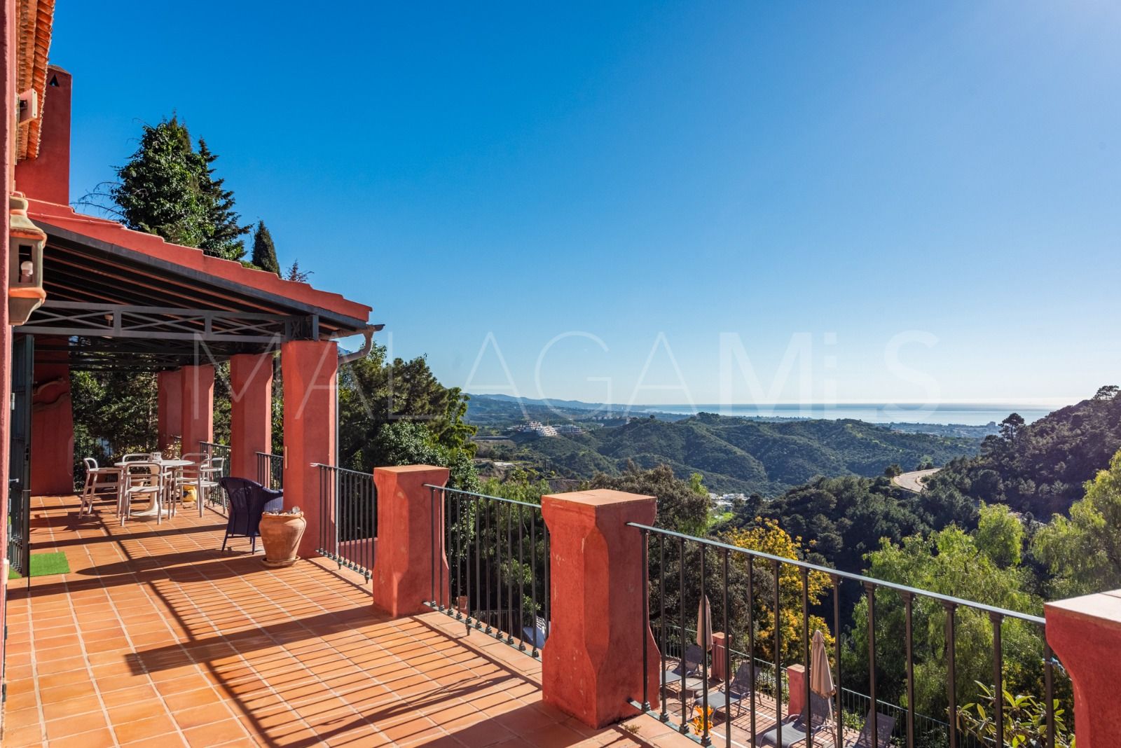 El Madroñal, villa for sale