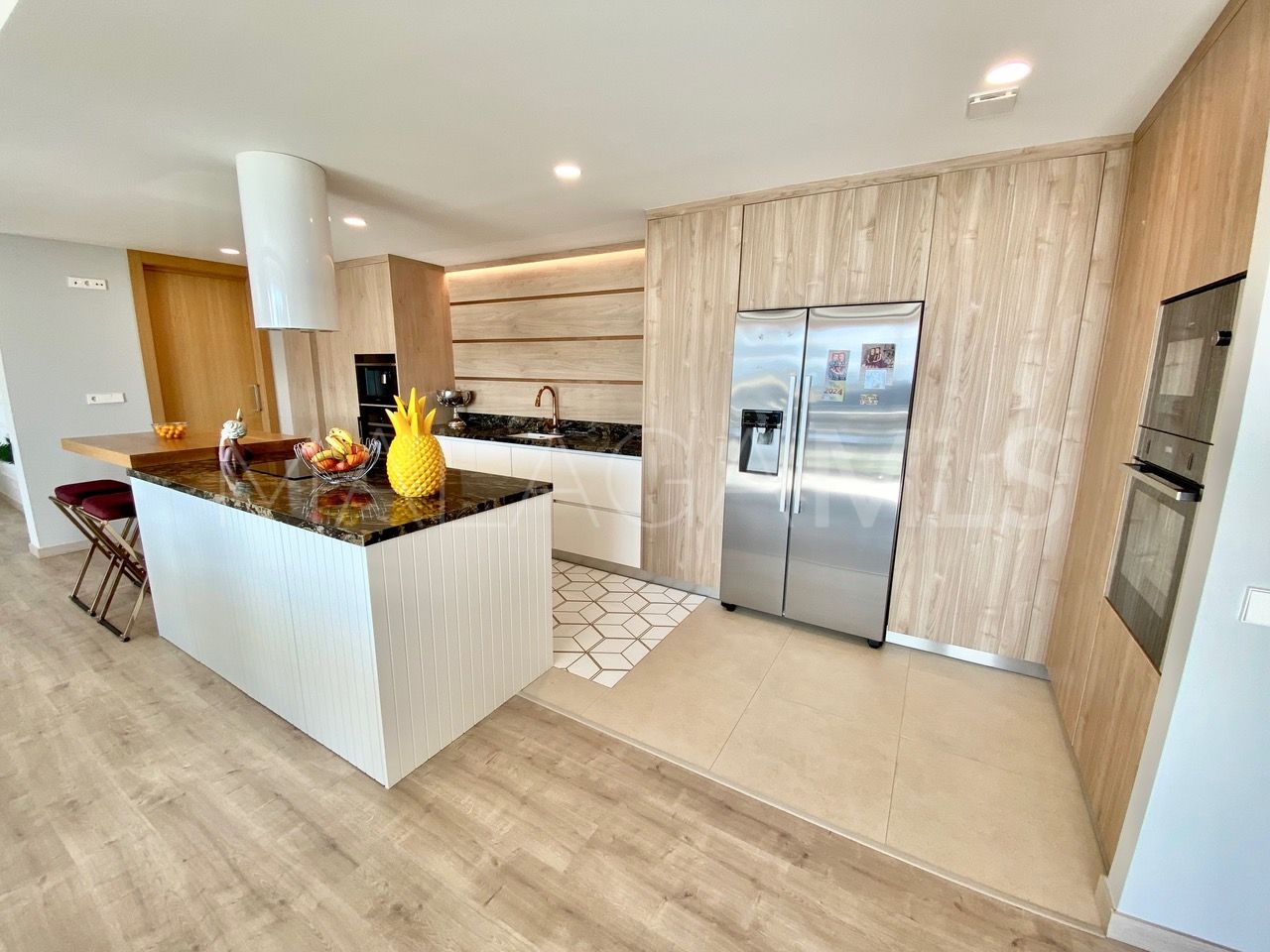 Buy apartment with 4 bedrooms in La Quinta