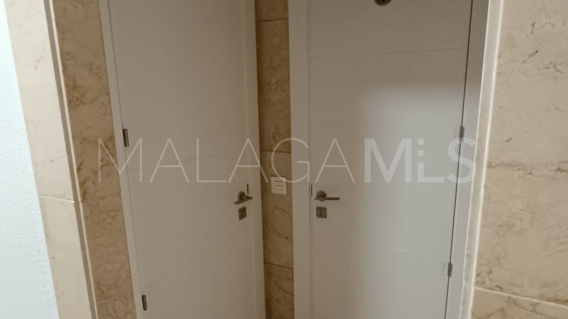 Buy oficina in Marbella Ciudad