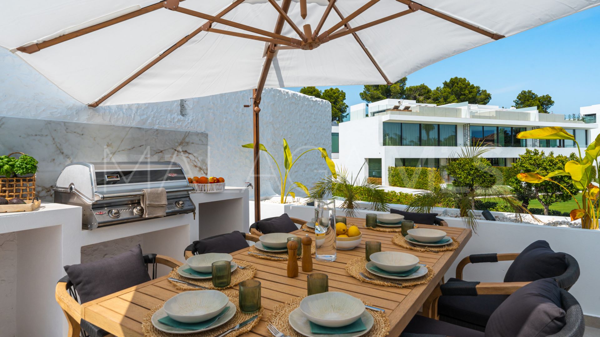 Zweistöckiges penthouse for sale in Nueva Andalucia