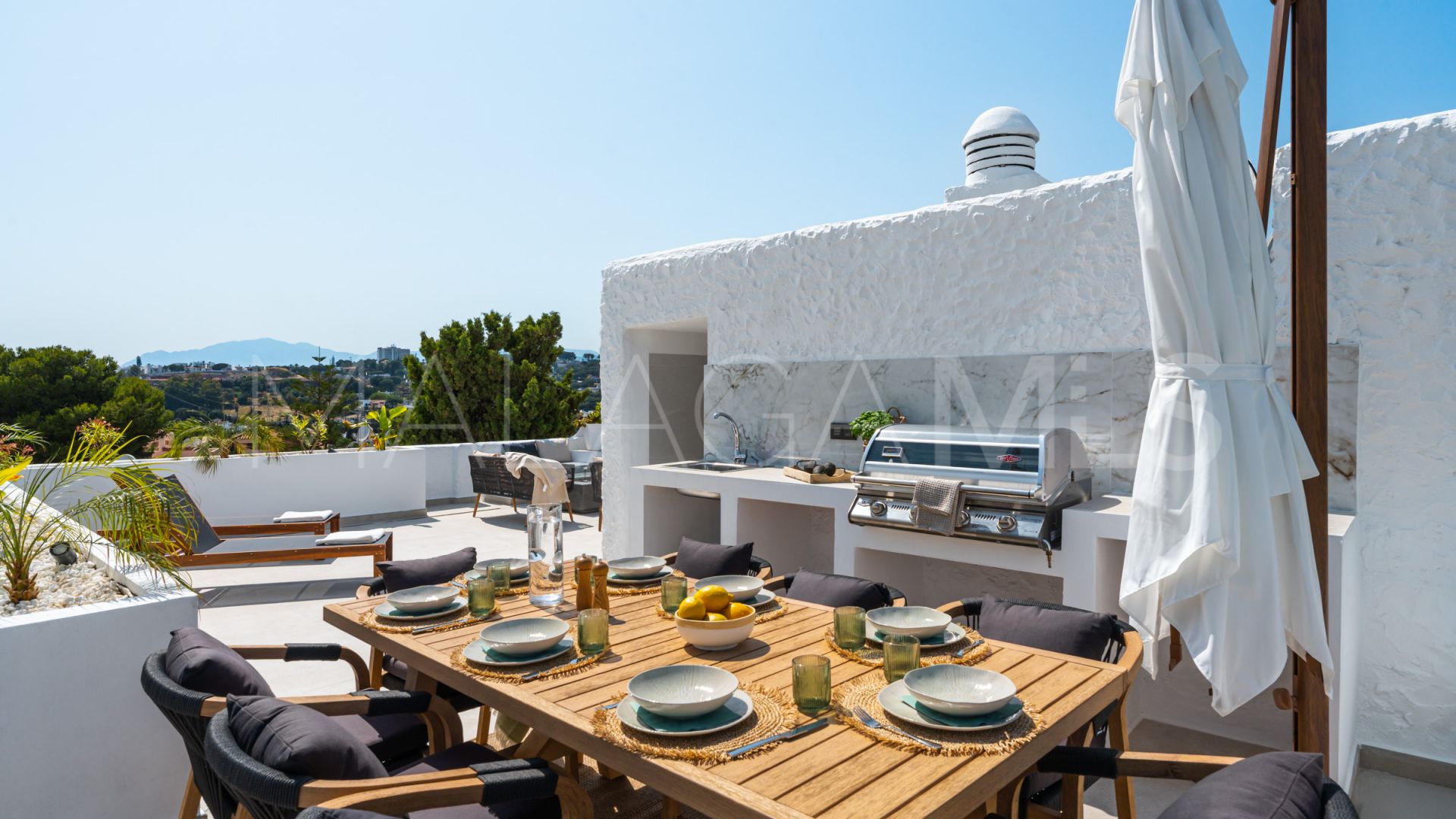 Zweistöckiges penthouse for sale in Nueva Andalucia