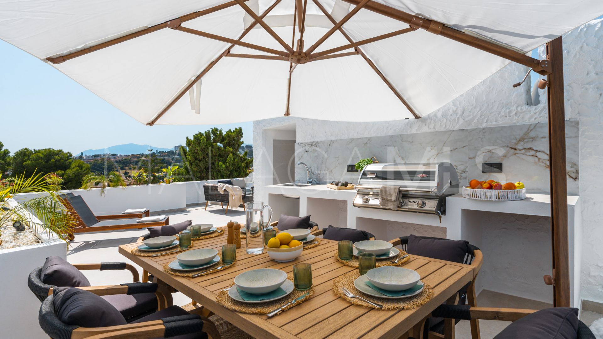 Zweistöckiges penthouse for sale in Nueva Andalucia