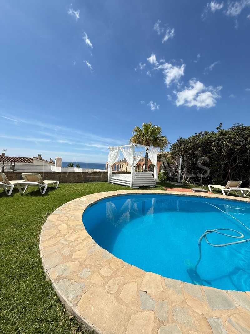 For sale Benalmadena villa with 2 bedrooms