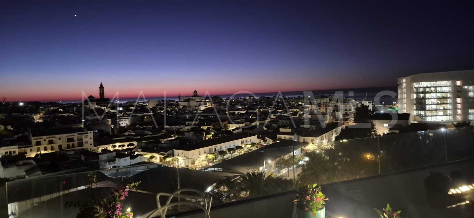 Penthaus for sale in Estepona Stadt