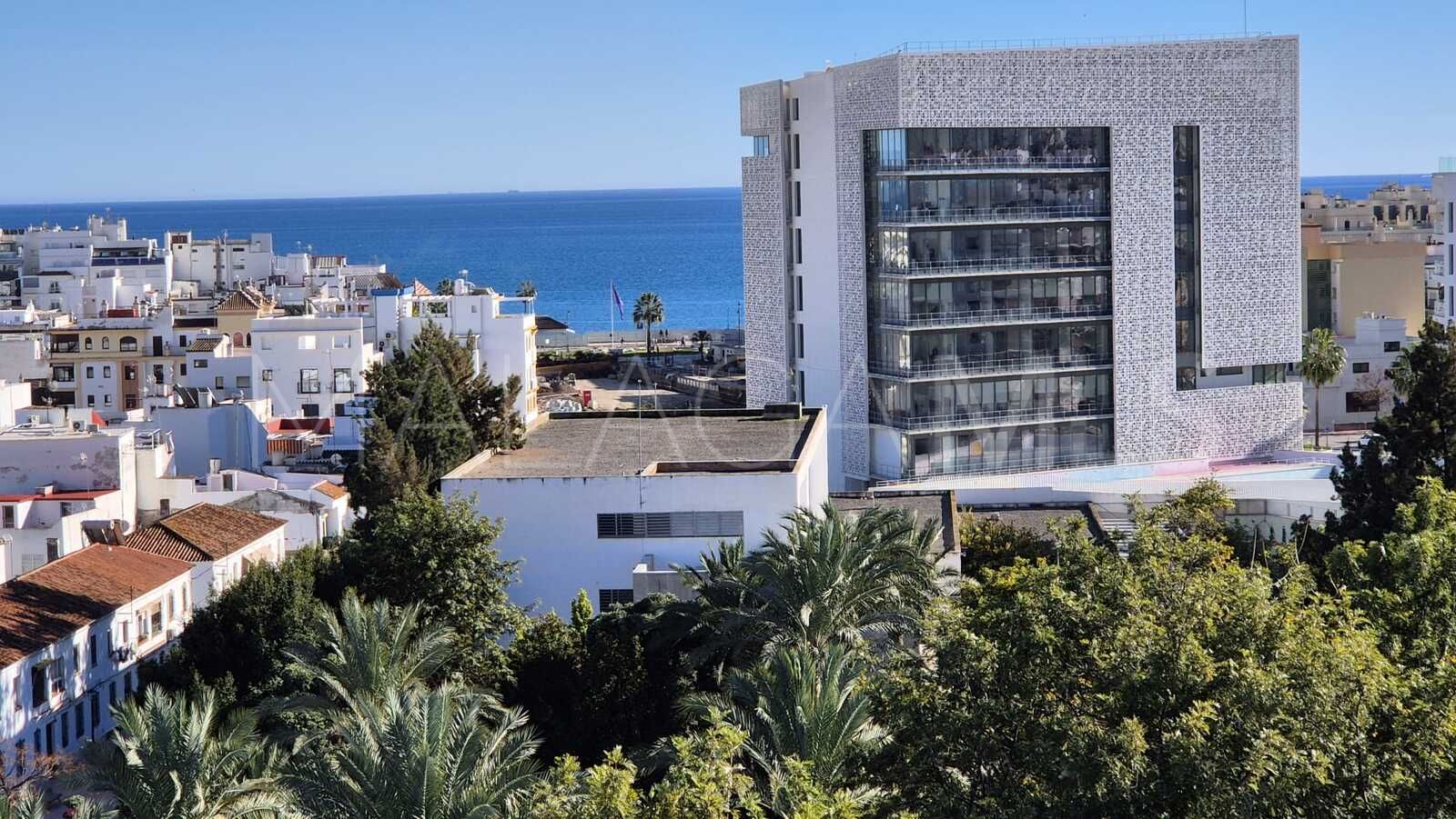 Penthaus for sale in Estepona Stadt